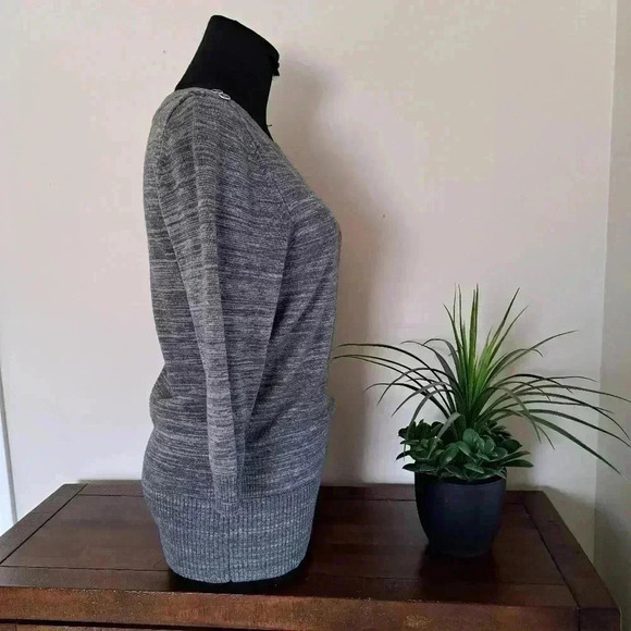 ❤️Smart Set 3/4  Sweater Grey Taupe Size Medium Rounded Neckline Soft Ribbed - Picture 5 of 12